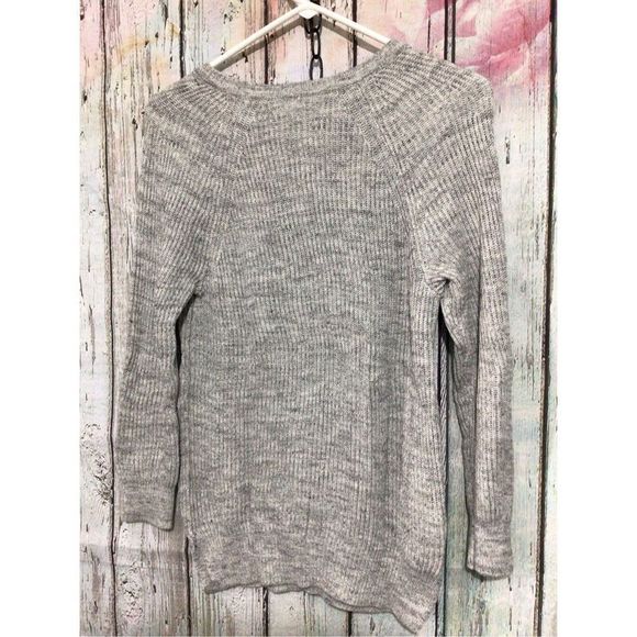 LOFT ~ Size Small Gray Rhinestone Front Sweater 🍁🍂 - Picture 11 of 12